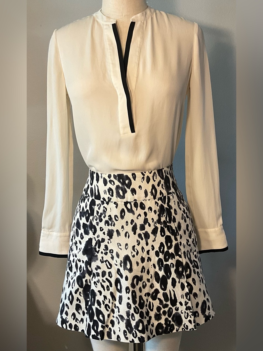 Vince Silk Ivory Blouse with Black Trim